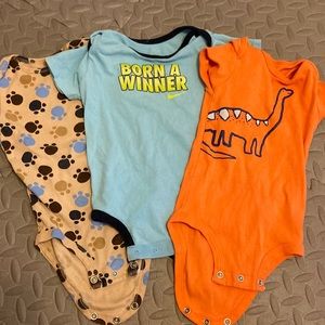 9m onesie bundle